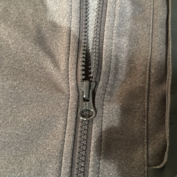 Lululemon Kung Fu Jacket Mens Size L Gray Herringbone Stripe Down Sleeve - Picture 2 of 4